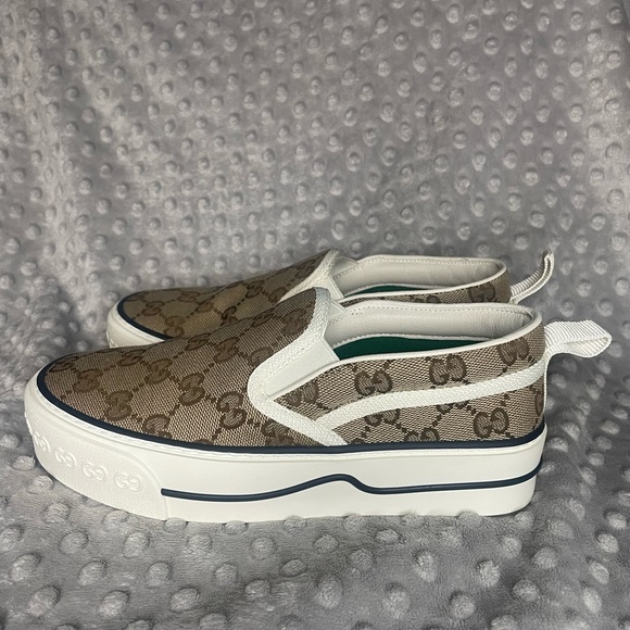 Gucci Tennis 1977 Slip on Sneakers Woman’s/Kids size 4- New. - Picture 6 of 15